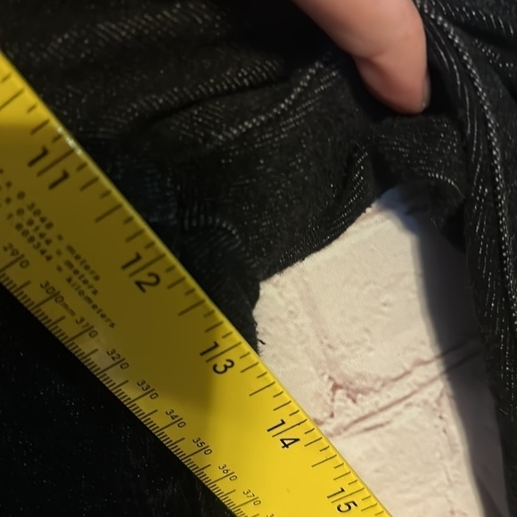 KanCan Dark wash jeans with light distressing Size 13/30 - Picture 6 of 11